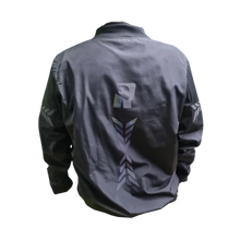 Chaqueta con Logo Reflectivo Cuello Deportivo