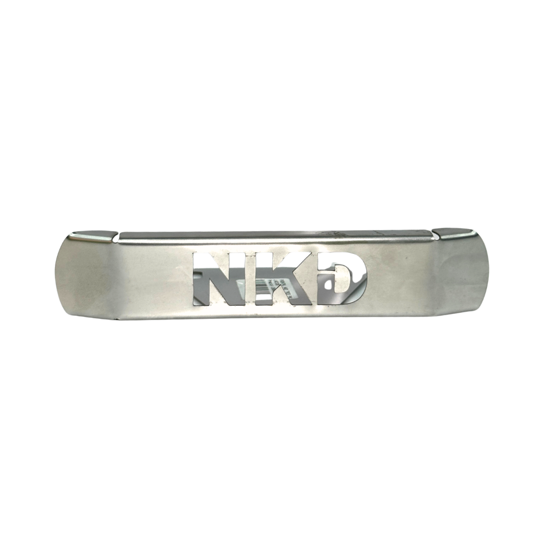 Emblema frontal NKD niquelado