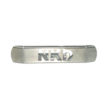 Emblema frontal NKD niquelado