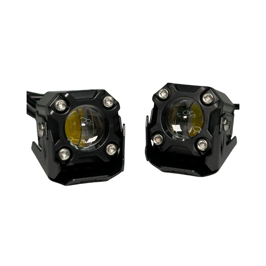 Exploradora para moto premium cuadrada fija blanca ambar